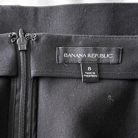 Banana Republic Black Stretch Pencil Skirt (size 8) - Picture 4 of 9
